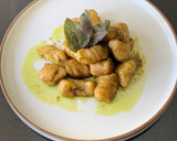 A picture of step 6 of Potato and parsnip gnocchi with green pesto and crispy sage 🌿.