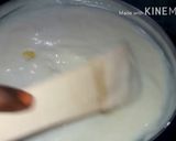 A picture of step 4 of Snow cake.