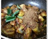 A picture of step 4 of Mushroom Pepper Fry.