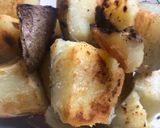 Foto del paso 4 de la receta: Papas crocantes tipo papas rotas. Veganas 4 ingredientes