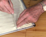 Foto del paso 4 de la receta: Coca de Llavaneras rellena de chocolate
