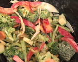 Foto del paso 2 de la receta: Verduras al curry amarillo