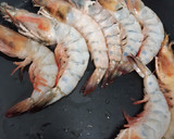 Foto del paso 2 de la receta: Langostinos al ajillo en el horno 🦐