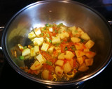 Foto del paso 4 de la receta: Garbanzos caldoso al curry y cúrcuma