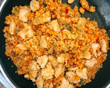 Foto del paso 4 de la receta: Salteado de quinoa con pavo y verduras al curry 🥘