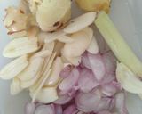 Foto langkah ke 2 dari resep Soup Ikan Tenggiri.