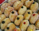 Foto langkah ke 10 dari resep Bomboloni empuk.