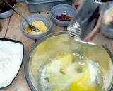 عکس مرحله 1 از دستور کیک گیلاس