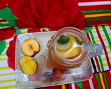 A picture of step 9 of Peach lemonade.