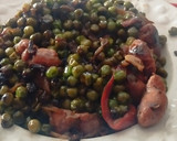 Foto del paso 4 de la receta: Guisantes salteados con chistorra