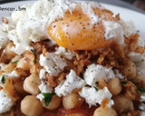 Foto del paso 7 de la receta: Ensalada de garbanzos con huevo poché