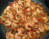 Foto langkah ke 4 dari resep Oseng Udang Endeus.