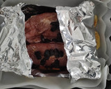 Foto del paso 4 de la receta: Solomillo de Cerdo en Papillote con Salsa Yakiniku y Pasas