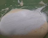 Foto del paso 10 de la receta: Brazo de gitano relleno de crema pastelera