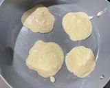 A picture of step 5 of Ricotta Pancakes.