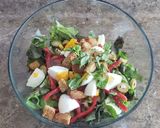Foto del paso 1 de la receta: Ensalada de lechuga y otras pocas cosas 🤭 con salsa de yogurt