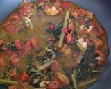 Foto del passaggio 7 della ricetta Linguine con vongole e cicoria al sentore di alici