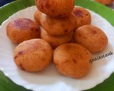 A picture of step 10 of Kakara Pitha (Odisha).