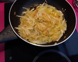 Foto del paso 2 de la receta: Empanada de pollo con foie gras de pato