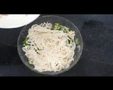 A picture of step 3 of Noodles pakora.