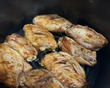 Hình bước làm 5 của món Cánh Gà Nướng Mắc Mật Ăn Kèm Xôi Chiên Phồng