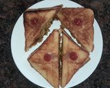 A picture of step 6 of Chicken khimaToast Sandwich.