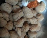 स्टीम सोया नगेट्स स्टिर फ्राई (steamed soya nuggets stir fry recipe in Hindi) रेसिपी चरण 2 फोटो