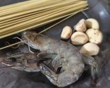 Foto langkah ke 1 dari resep Spaghetti Aglio e Olio.