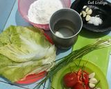 Foto langkah ke 1 dari resep Sawi Gulung Aci Kuah Pedas.