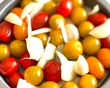 Hình bước làm 1 của món 🌱 Cà Chua Cherry Nướng Lá Thơm Provence