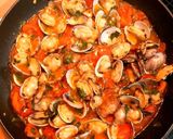 Foto del paso 2 de la receta: Almejas en salsa de tomate