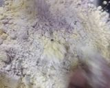 A picture of step 1 of Jowar-Bajri Thalipeeth.