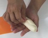 Foto langkah ke 4 dari resep Roti Myway - no telur no butter.