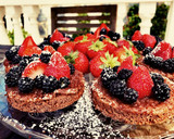 Foto del paso 5 de la receta: Bizcochitos de chocolate y frutos rojos