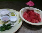 A picture of step 1 of Water melon colada 🍉🍋🍸☉ #drinkcontest.