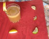 A picture of step 4 of Apple and Cucumber Juice.