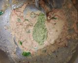 A picture of step 4 of Dhaba style palak paneer.