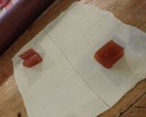 Foto del paso 2 de la receta: Pastelitos con tapas de empanadas