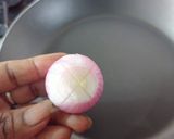 A picture of step 1 of Fermented Onion Pickle OR Pickled Vinegar Onion (Indian Restaurant Style).