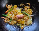 A picture of step 2 of Kathal bichi Chingri Bharta / Jackfruit seed Shrimp mash.