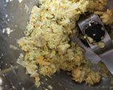 A picture of step 2 of Maggi pakoda.