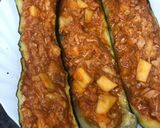 Foto del paso 4 de la receta 357. Calabacines rellenos con manzanas y huevos de codorniz (vegetariano)