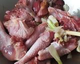 Foto langkah ke 2 dari resep Garang Asem Ayam Kampung.