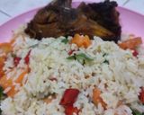 Foto langkah ke 5 dari resep Nasi goreng bawang keju sayur beku.