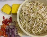 Foto langkah ke 1 dari resep Tumis toge tahu simpel.
