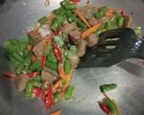 Foto langkah ke 2 dari resep Tumis buncis bakso.