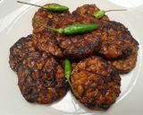 Foto langkah ke 5 dari resep Tempe Bacem Si Hitam Manis.