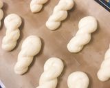 Hình bước làm 4 của món Bánh quẩy Hàn Quốc (Kkwabaegi-Twisted Korean doughnuts)