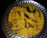 A picture of step 7 of Khaman Dhokla.