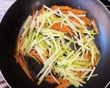 Foto del paso 8 de la receta: Cerdo con salsa guajillo y vegetales salteados